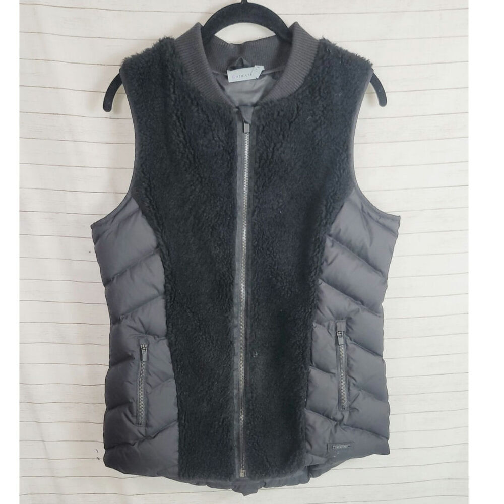 ATHLETA Down Tundra Vest in Black, sz Medium